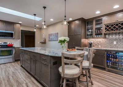 Brookfield Transitional Entertaining Kitchen