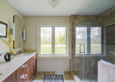 Mequon Transitional Master Bath