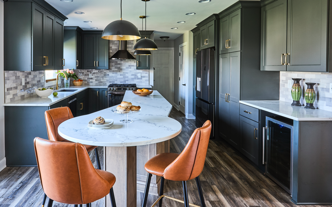 Oak Creek Entertaining Kitchen